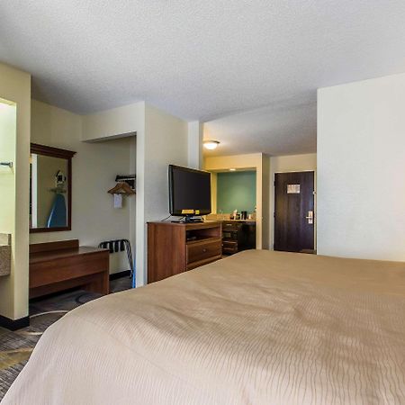 Quality Inn & Suites Memphis East Extérieur photo
