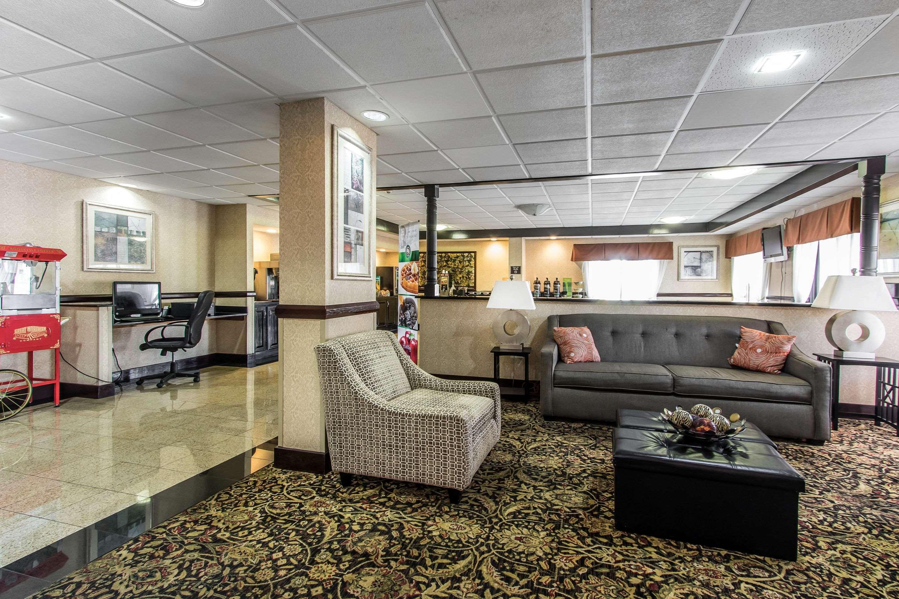 Quality Inn & Suites Memphis East Extérieur photo