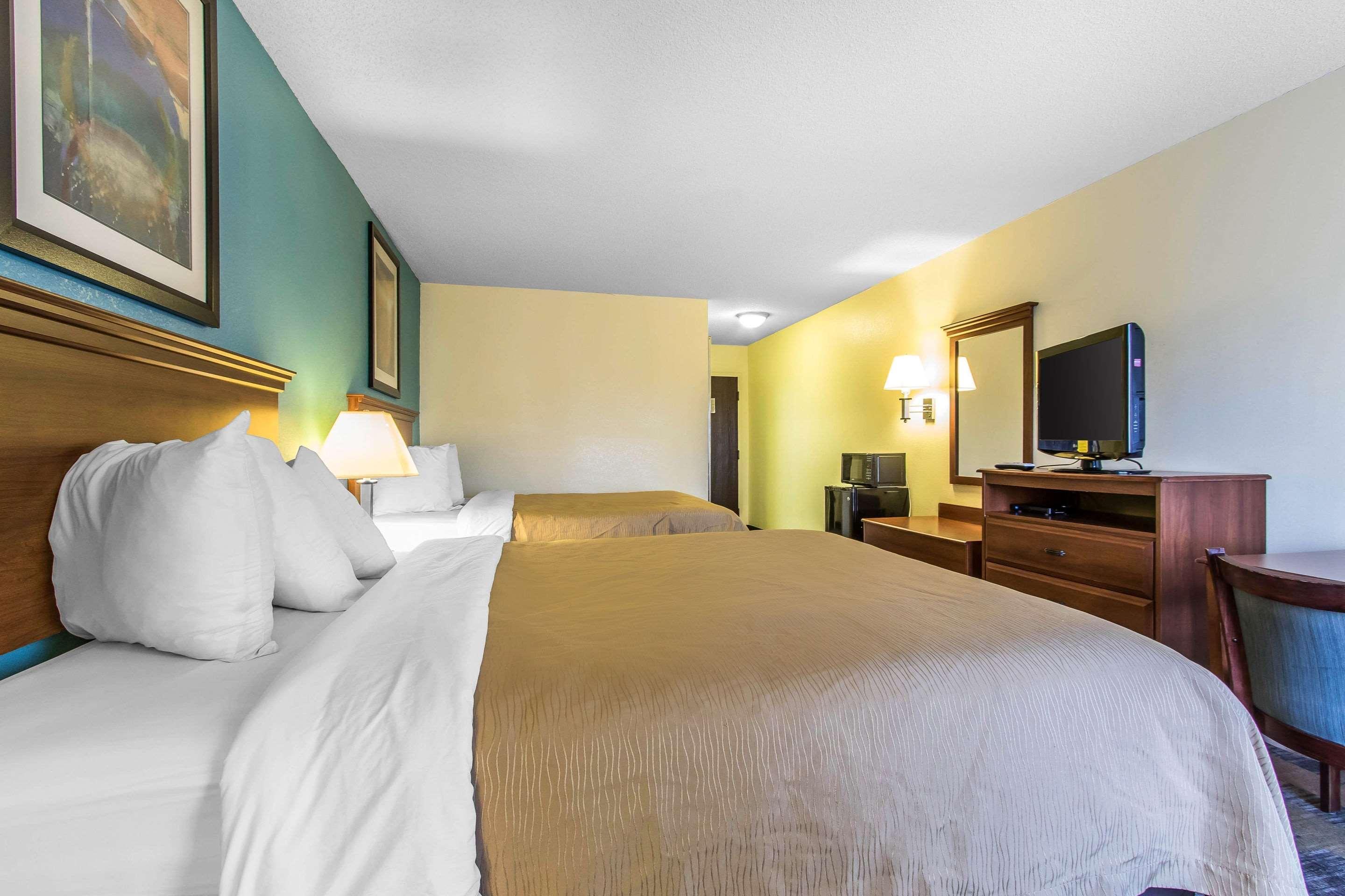 Quality Inn & Suites Memphis East Extérieur photo